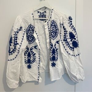 Zara white linen with blue floral crop shirt